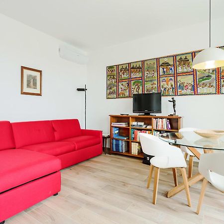 Апартаменты Amazing Flat With Big Terrace And Private Car Park Верона Экстерьер фото