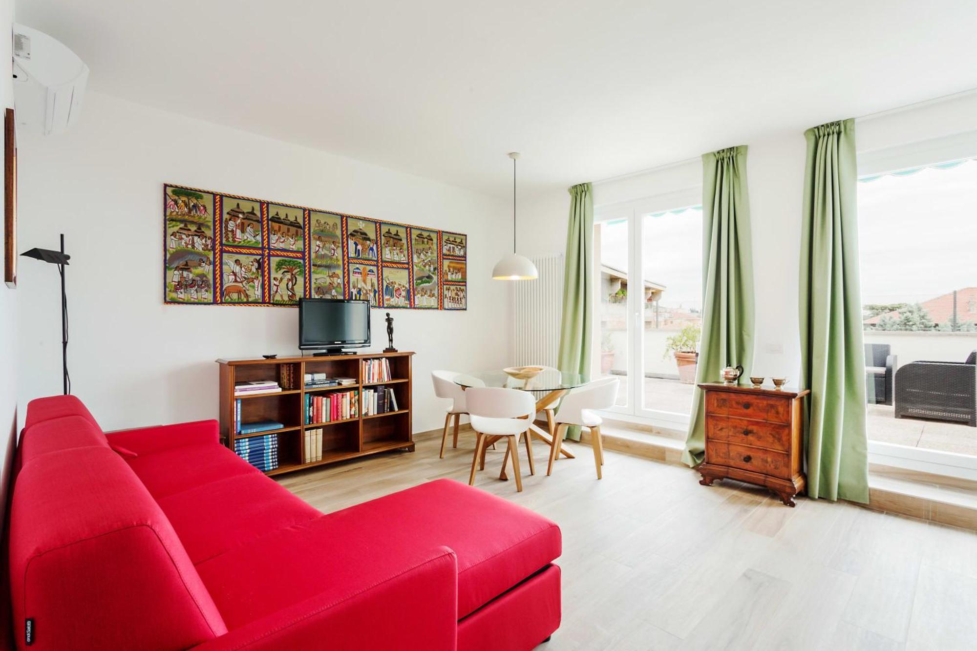 Апартаменты Amazing Flat With Big Terrace And Private Car Park Верона Экстерьер фото